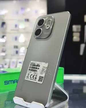 Photo - New Infinix Smart 9 64 GB Noir