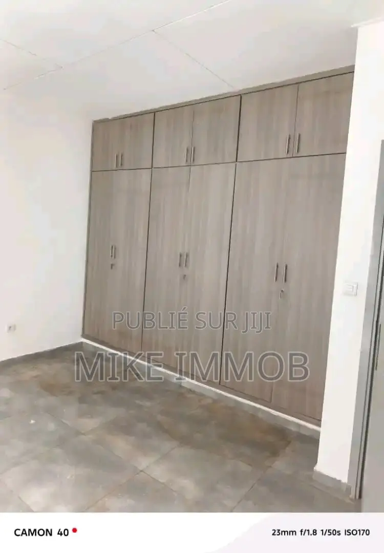 4chbre Duplex dans Mike Immobilier, Cocody à Vendre