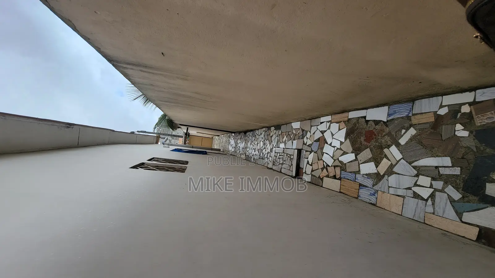 3chbre Villa dans Mike Immobilier, Bingerville à Vendre