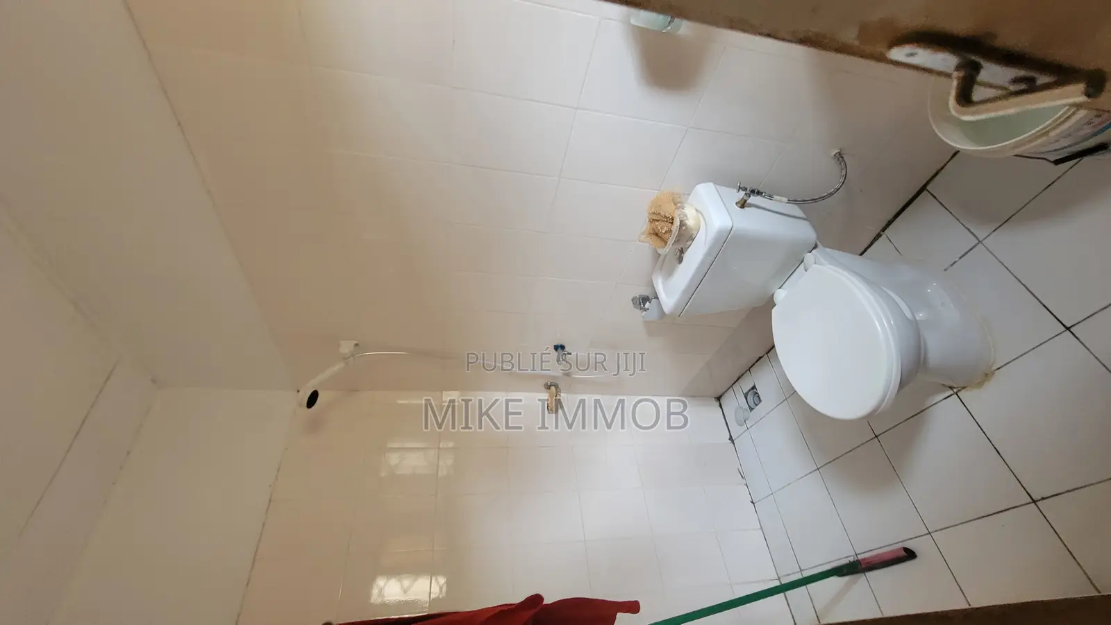 3chbre Villa dans Mike Immobilier, Bingerville à Vendre