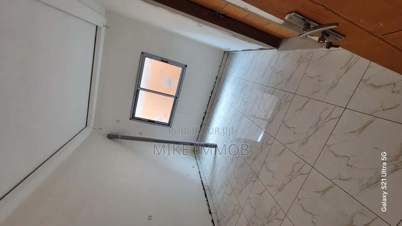 3chbre Villa dans Mike Immobilier, Bingerville à Vendre