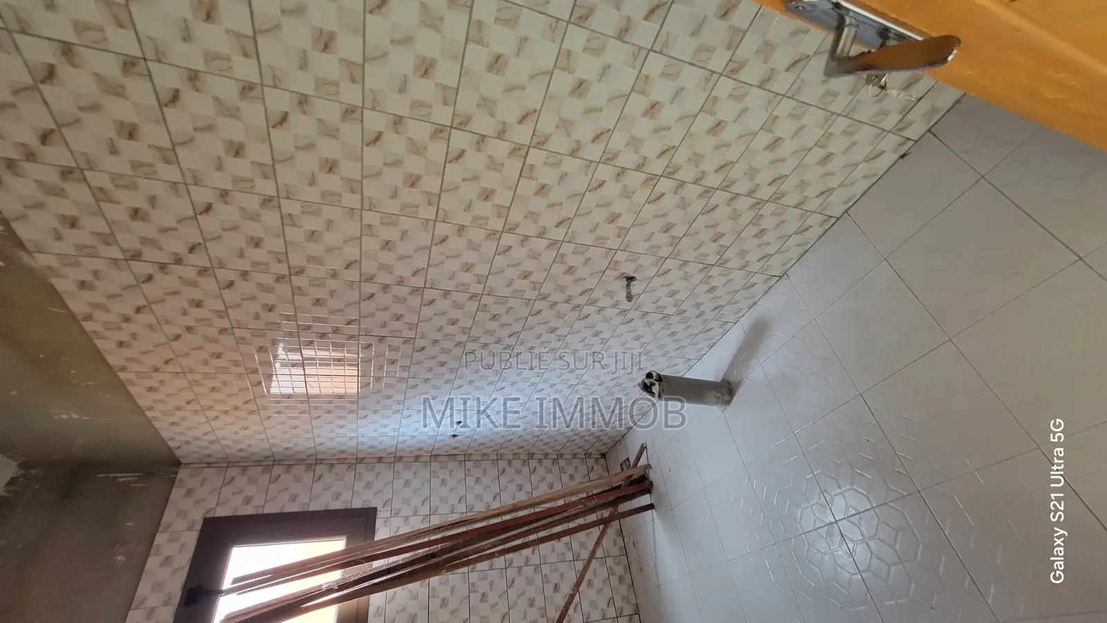3chbre Villa dans Mike Immobilier, Bingerville à Vendre