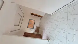 3chbre Villa dans Mike Immobilier, Bingerville à Vendre