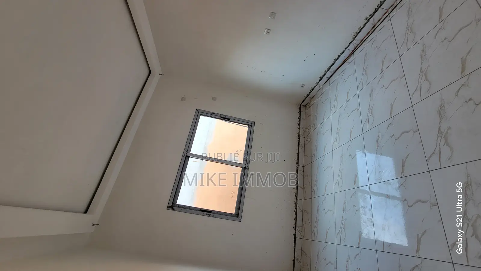 3chbre Villa dans Mike Immobilier, Bingerville à Vendre