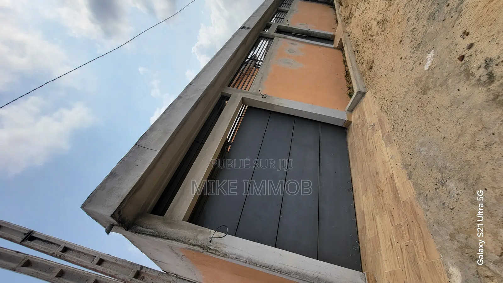 3chbre Villa dans Mike Immobilier, Bingerville à Vendre