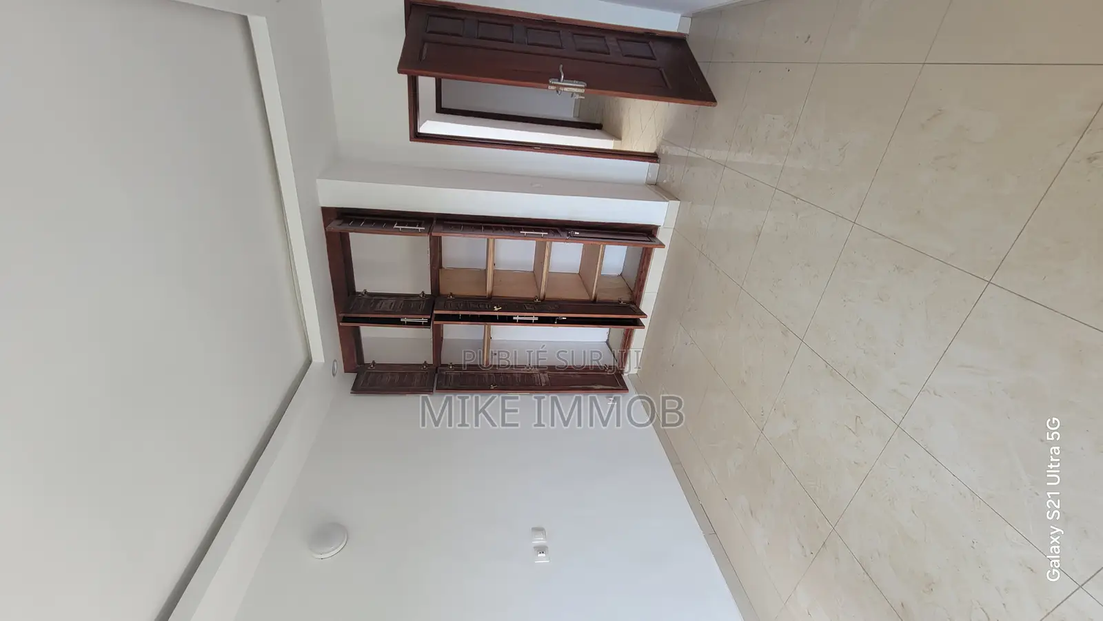 4chbre Villa dans Mike Immobilier, Bingerville à Louer