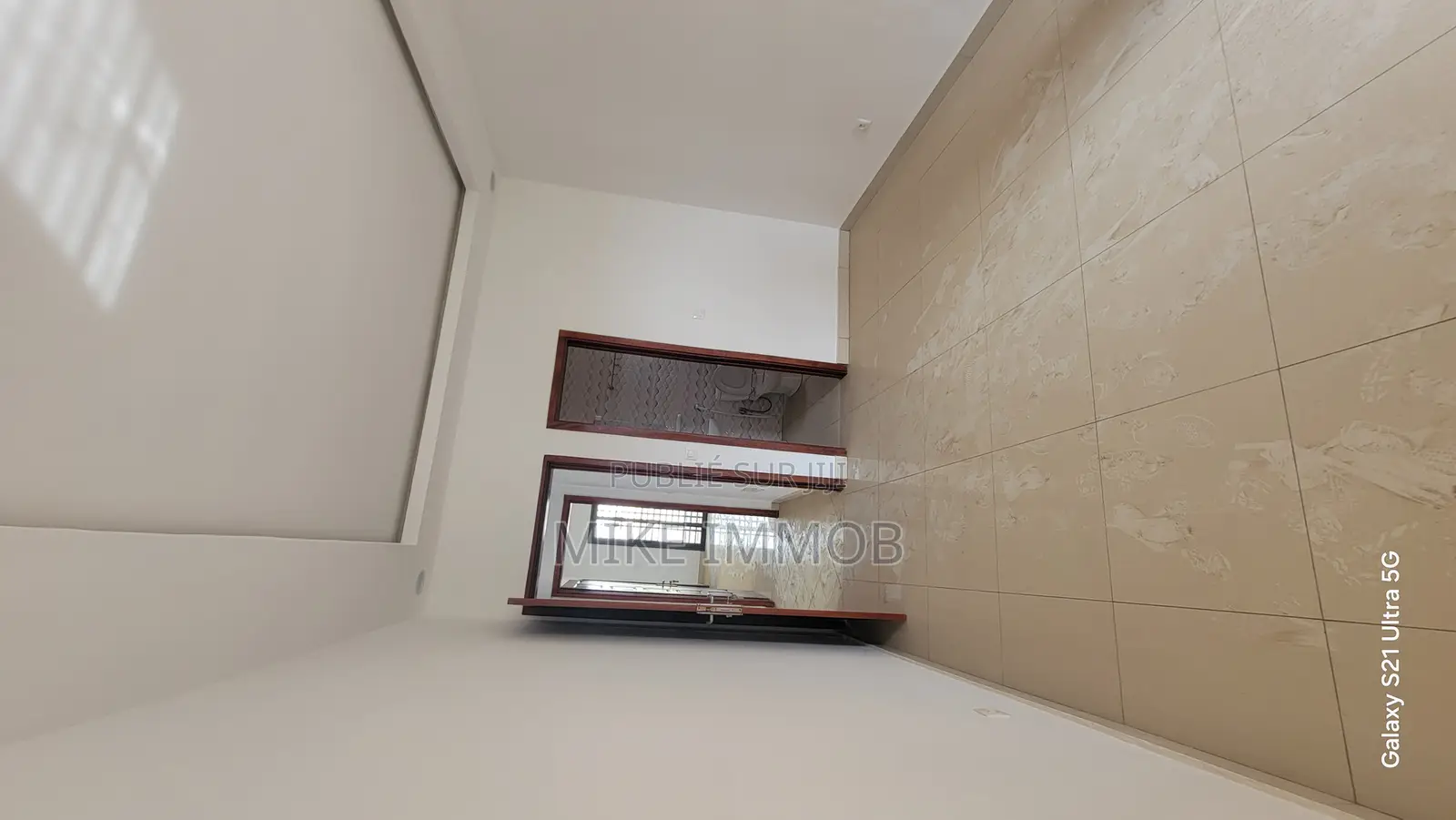 4chbre Villa dans Mike Immobilier, Bingerville à Louer