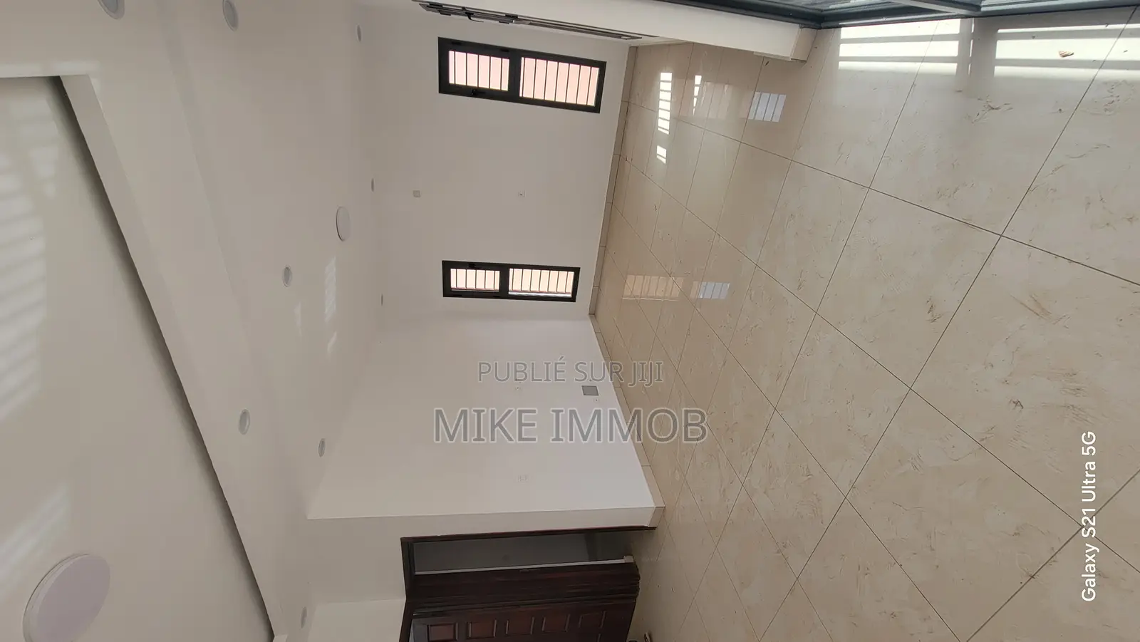 4chbre Villa dans Mike Immobilier, Bingerville à Louer