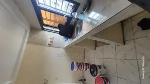 1chbre Studio dans Mike Immobilier, Bingerville à Louer
