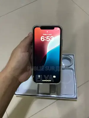 New Apple iPhone 11 64 GB Doré