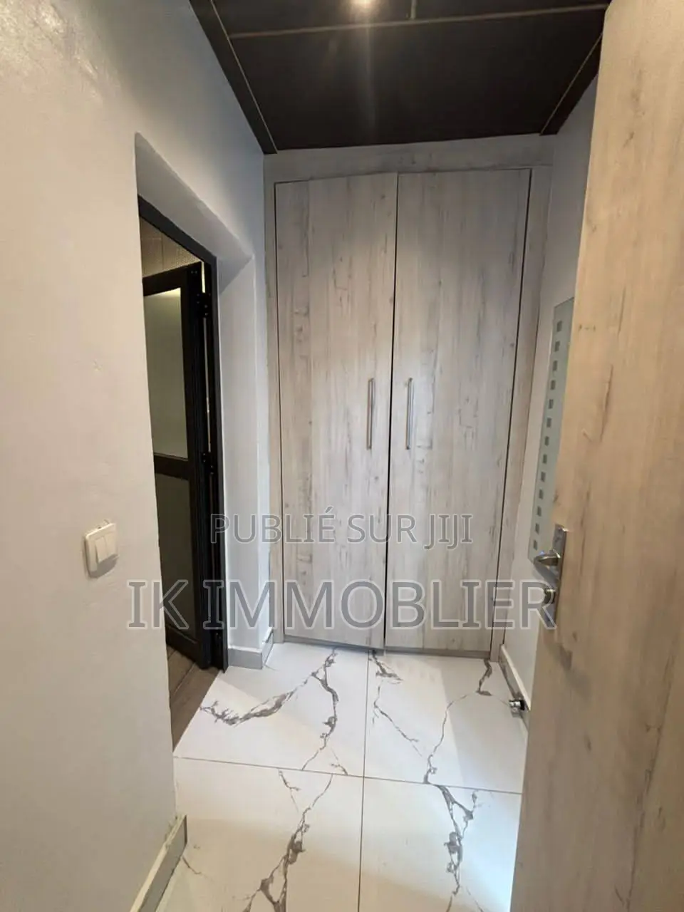 Furnished 1chbre Villa dans Cocody à Louer