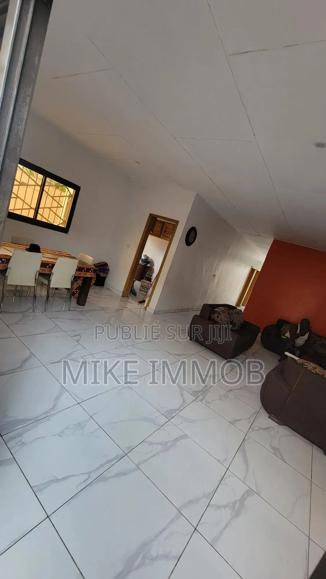 3chbre Villa dans Mike Immobilier, Bingerville à Vendre
