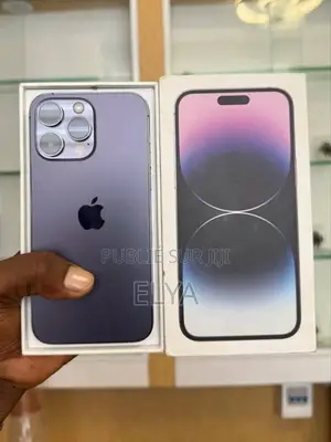 Photo - New Apple iPhone 14 Pro Max 256 GB Noir