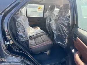 New Toyota Fortuner 2024 Noir