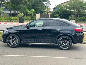 Mercedes-Benz GLE-Class AMG GLE 43 4MATIC 2017 Noir