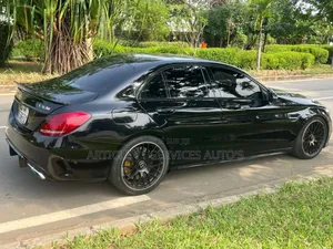 Mercedes-Benz C63 Base RWD Cabriolet (4.0L V8 7A) 2018 Noir