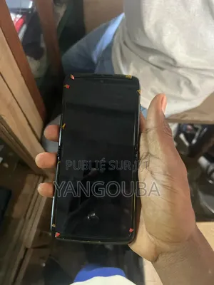 New Motorola Razr 2022 256 GB Noir