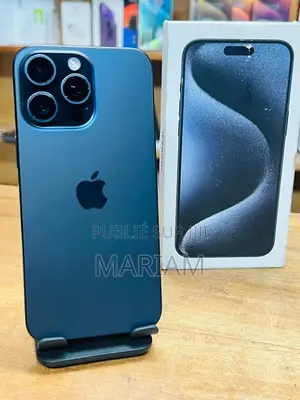 New Apple iPhone 15 Pro Max 256 GB Bleu