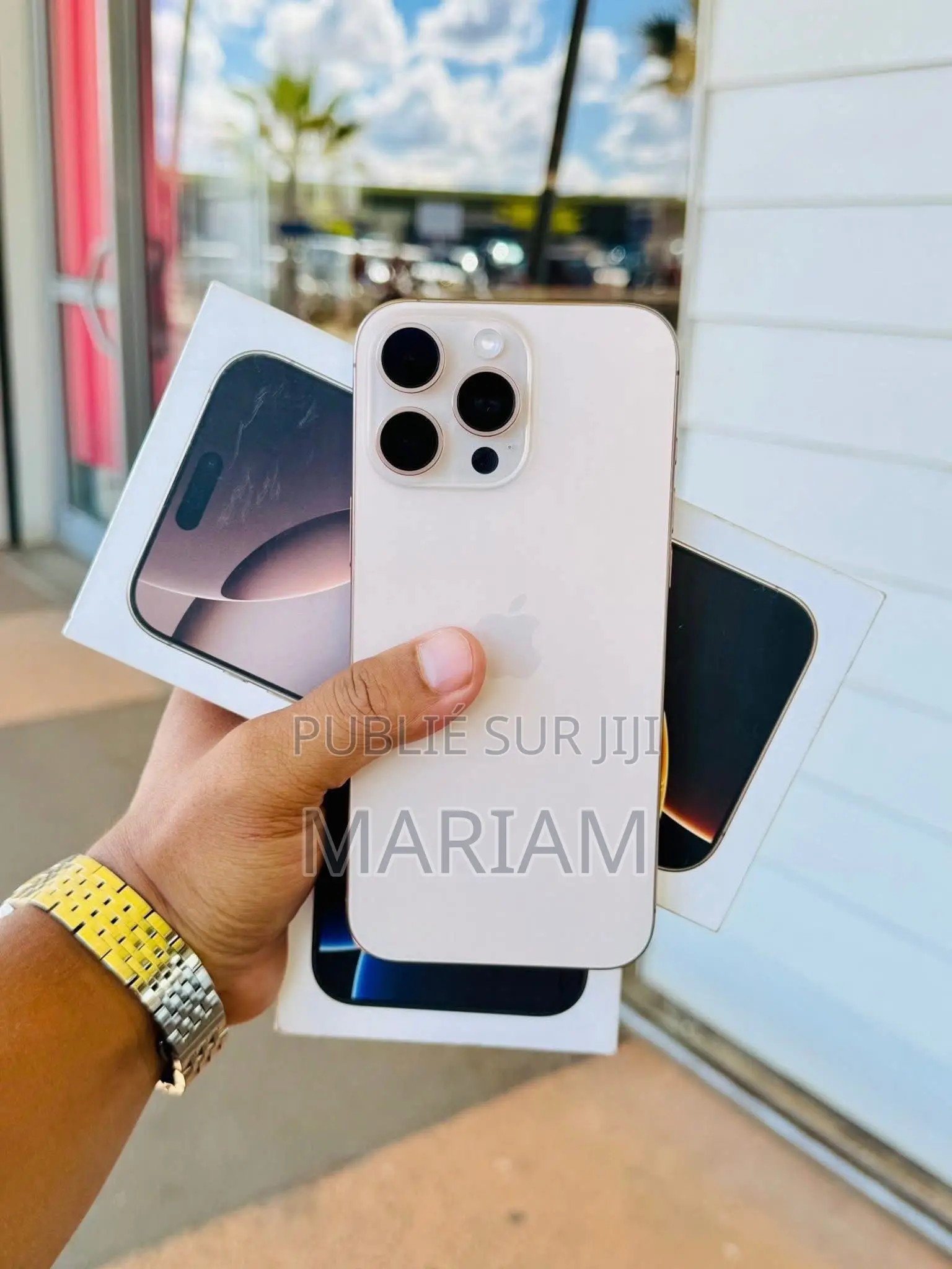 New Apple iPhone 16 Pro Max 256 GB Doré