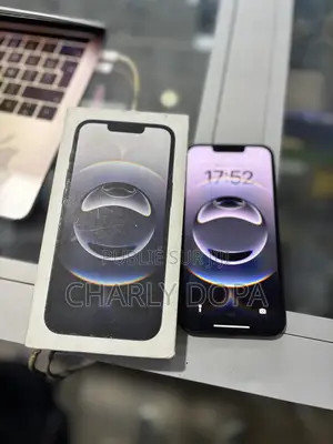 Apple iPhone 16e 128 GB Noir