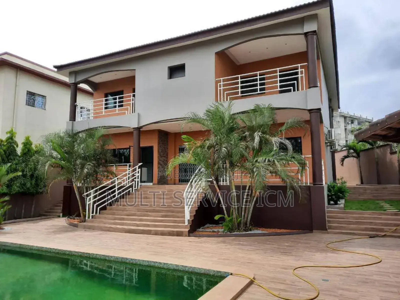 3chbre Duplex dans Ismael Coulibaly, Cocody à Louer