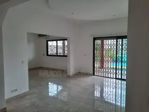 3chbre Duplex dans Ismael Coulibaly, Cocody à Louer