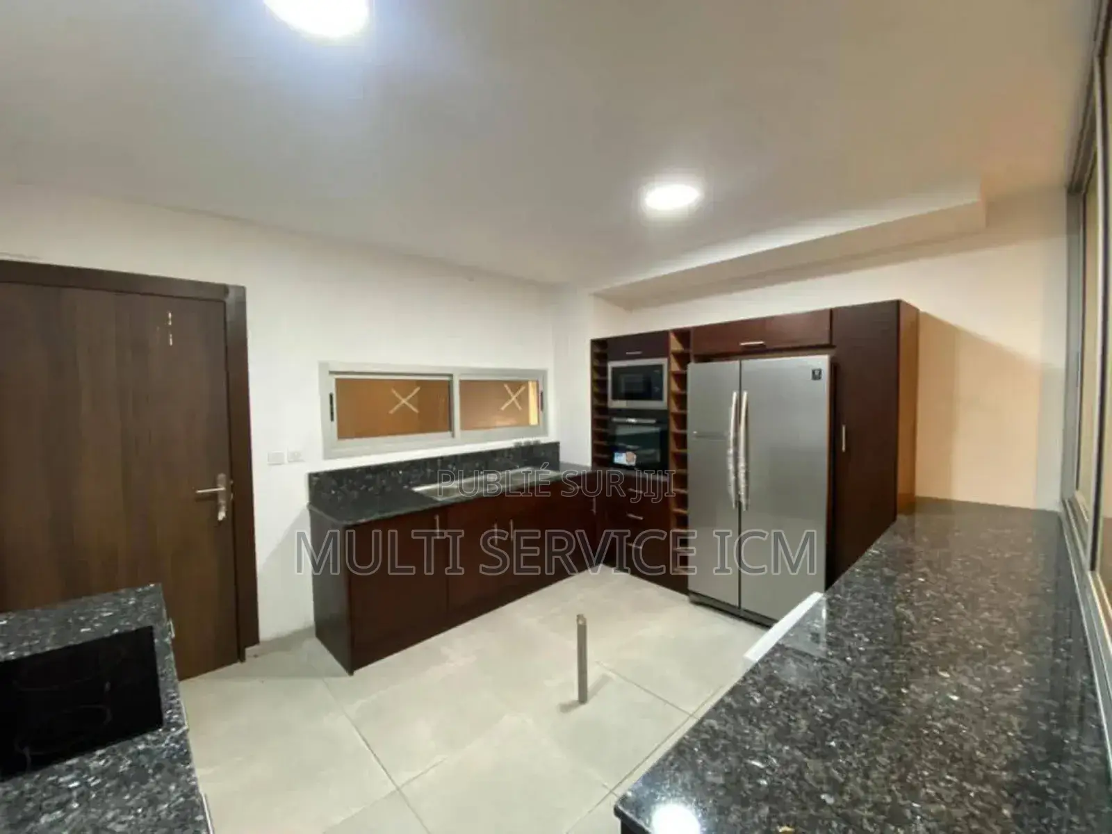 8chbre Duplex dans Ismael Coulibaly, Cocody à Vendre