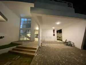8chbre Duplex dans Ismael Coulibaly, Cocody à Vendre