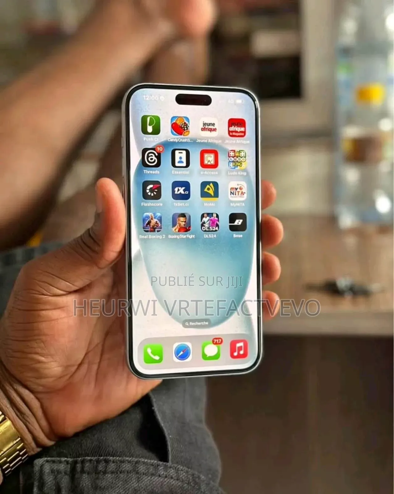 New Apple iPhone 16 128 GB Noir