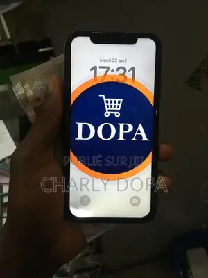 Apple iPhone XR 64 GB Noir