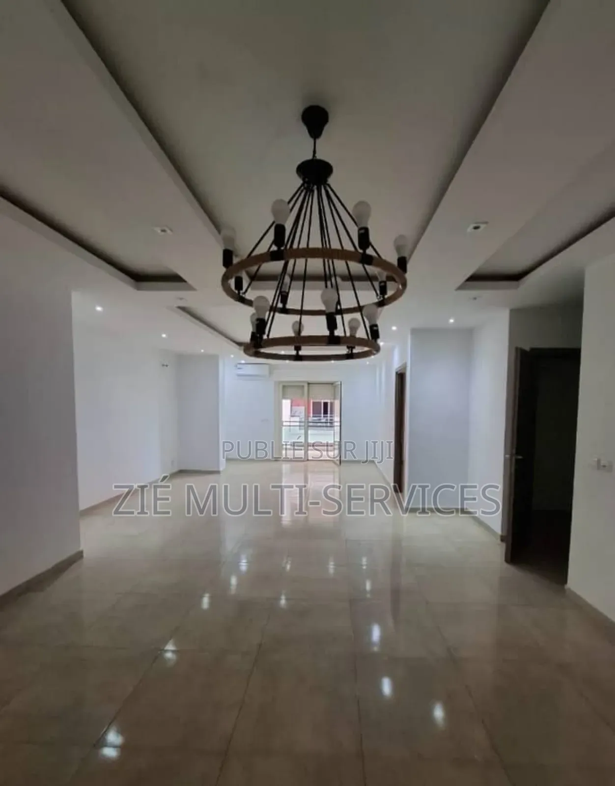 Furnished 4chbre Appartement dans Zié Multi-Service, Port-Bouët
