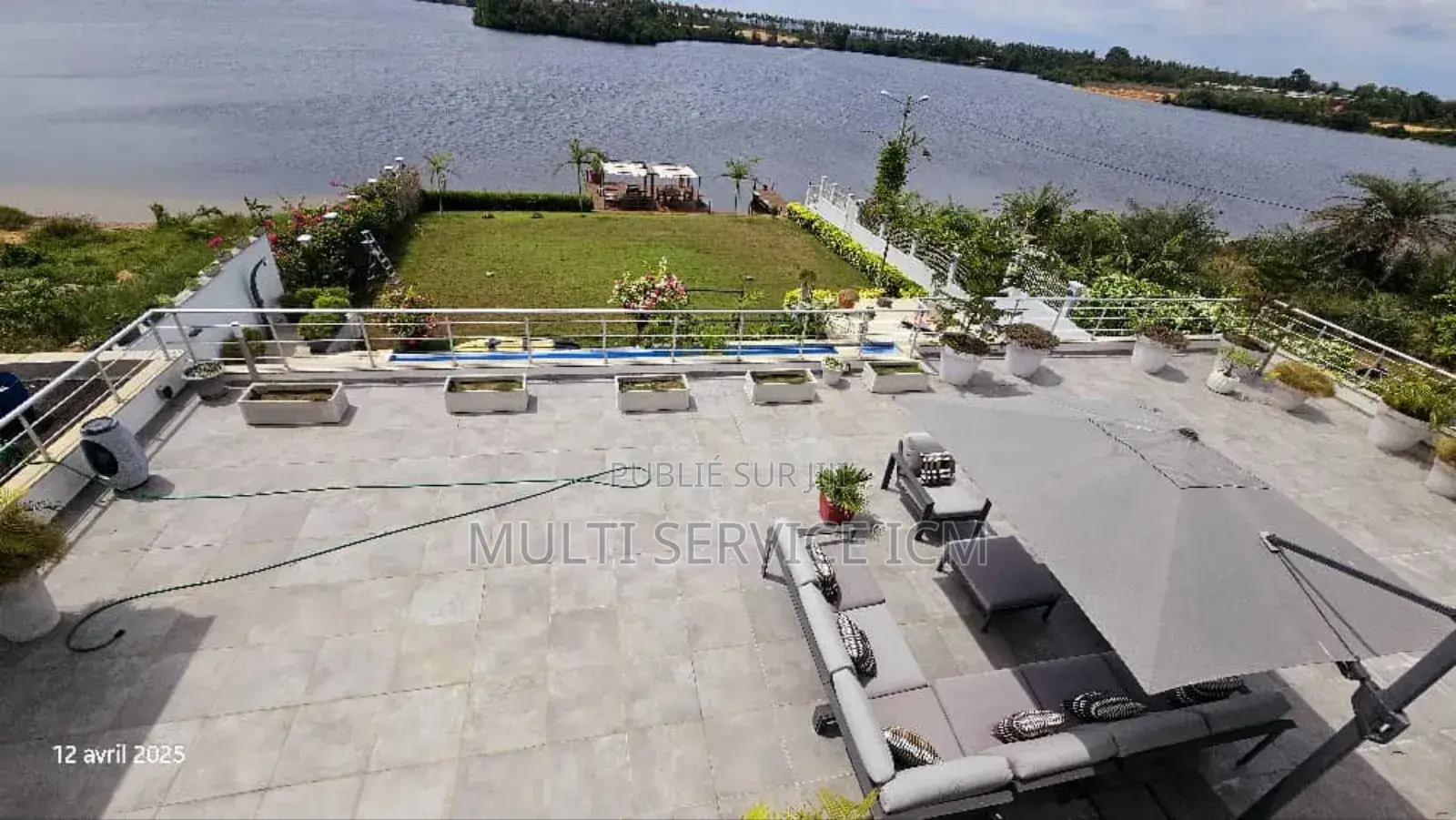 Furnished 7chbre Maison de ville / Terrasse à Louer