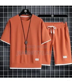 Photo - Complet Habit Très Beau