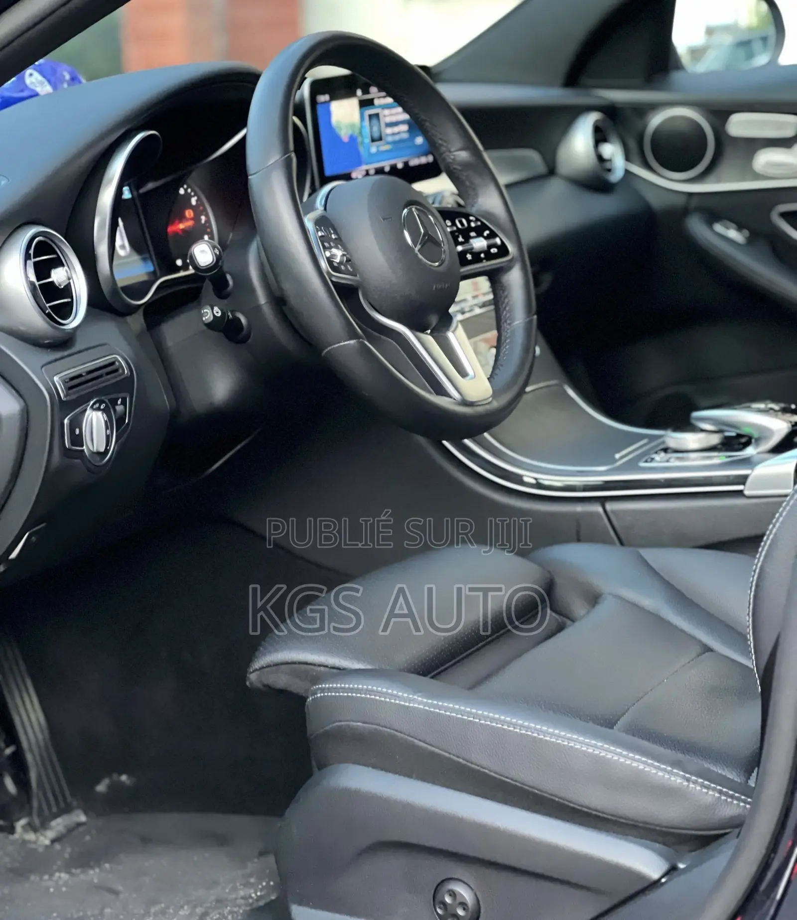 Mercedes-Benz C300 2021 Noir