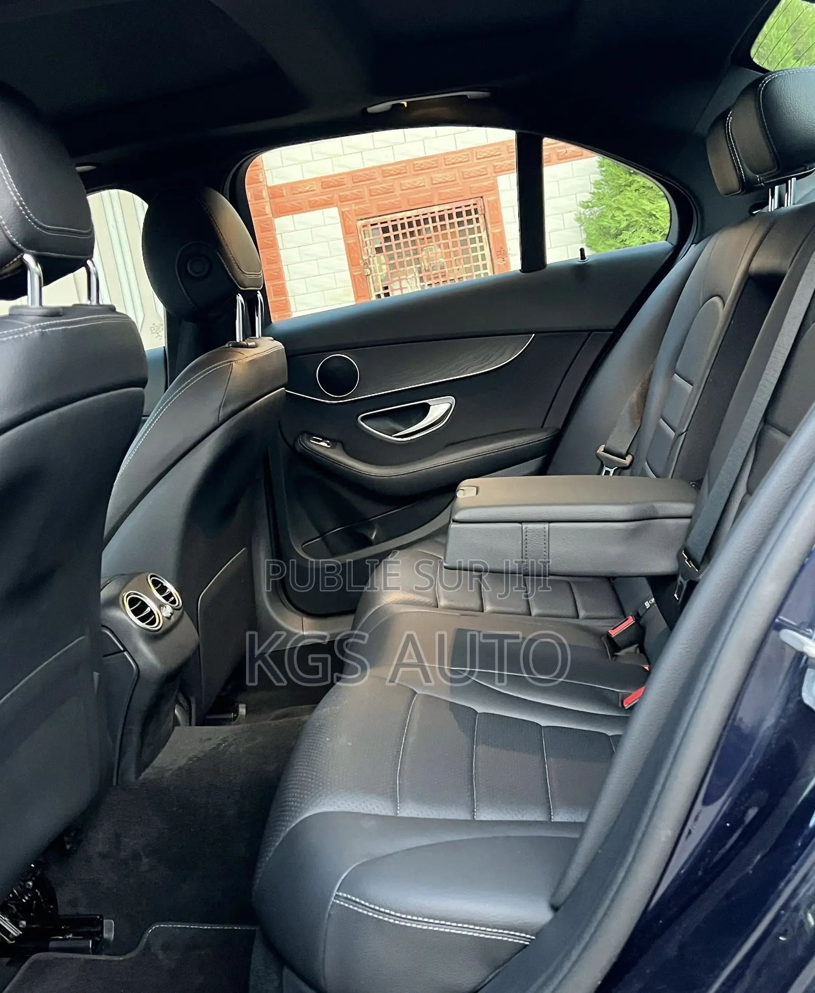 Mercedes-Benz C300 2021 Noir