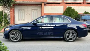 Mercedes-Benz C300 2021 Noir