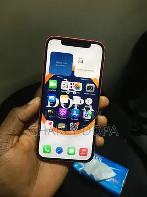 Apple iPhone 12 64 GB Rouge