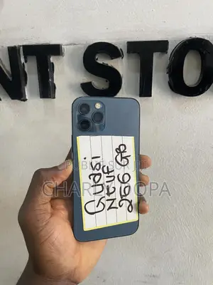 Photo - Apple iPhone 12 Pro 256 GB Bleu