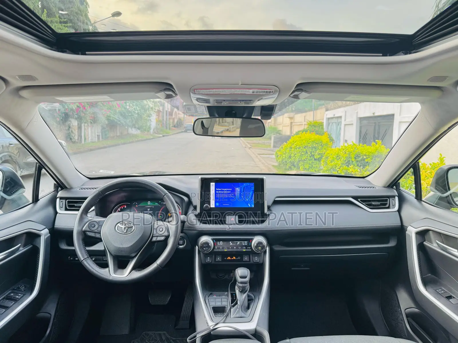 New Toyota RAV4 2023 Noir