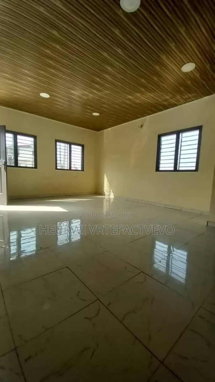 4chbre Villa dans Yozalem, Cocody à Vendre