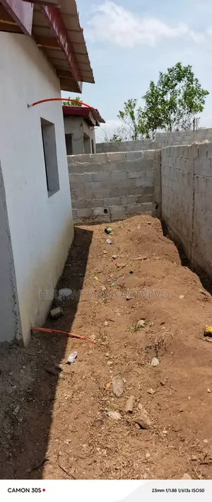 4chbre Villa dans Yozalem, Bingerville à Vendre
