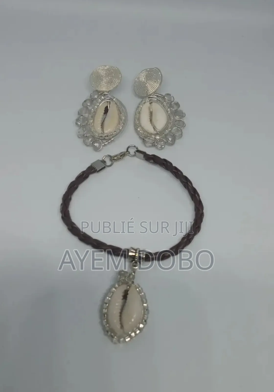Boucle d'Oreilles Cauris Et Perle