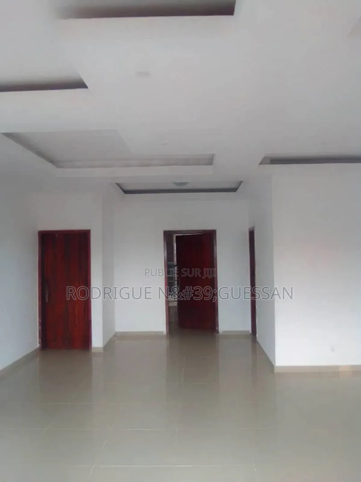 2chbre Appartement dans Rodrigue Immobilier, Cocody à Louer