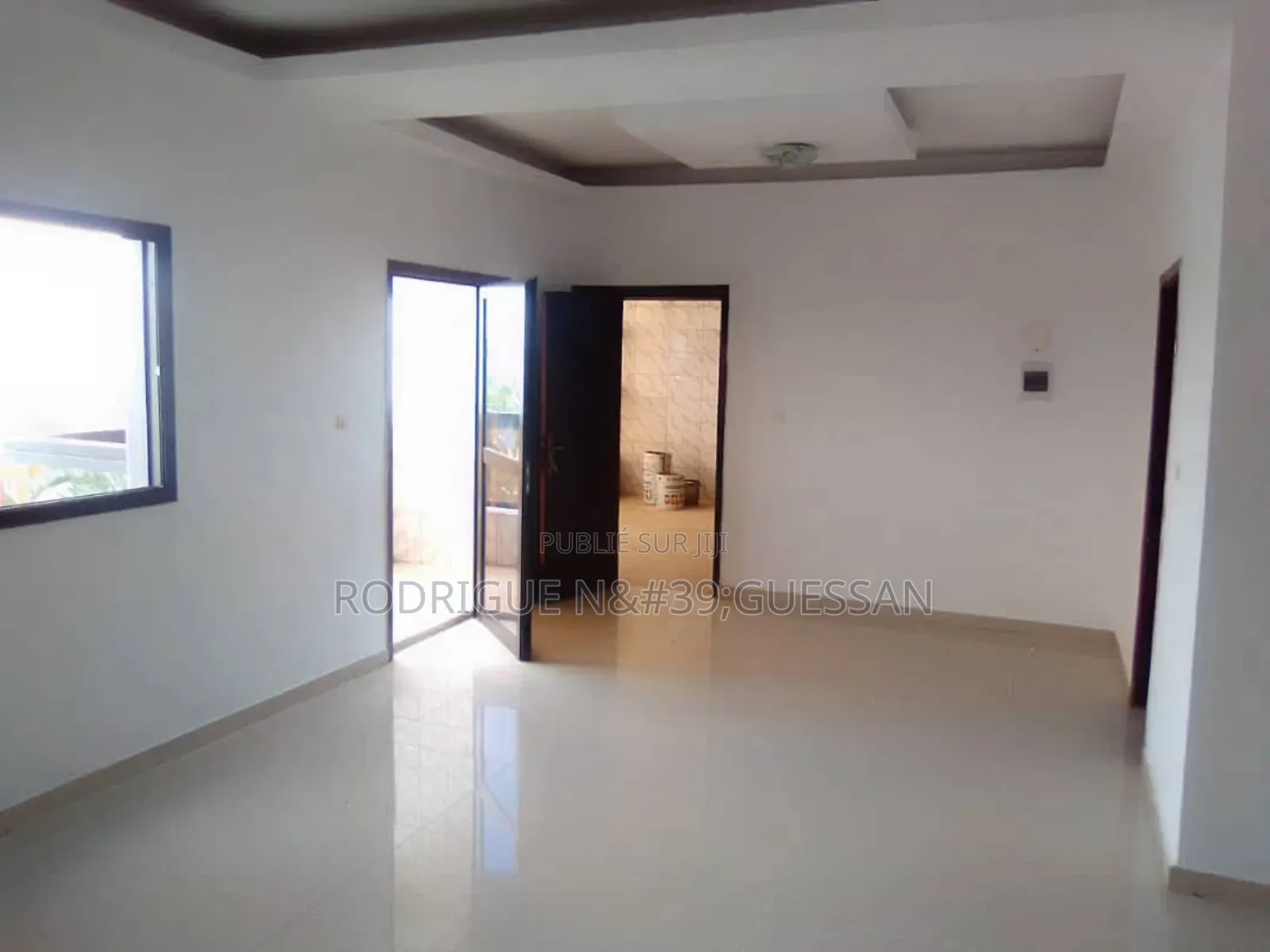2chbre Appartement dans Rodrigue Immobilier, Cocody à Louer