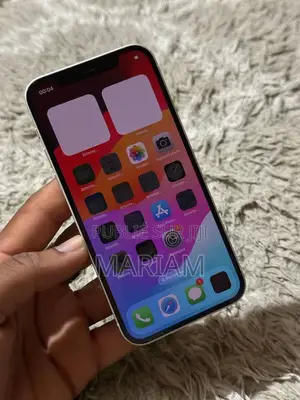 Photo - New Apple iPhone 12 64 GB Blanc
