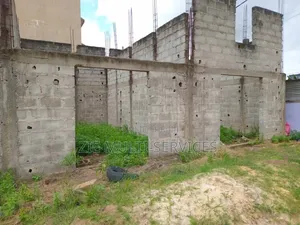 20chbre Blocs d'appartements dans Zié Multi-Service, Yopougon à Vendre