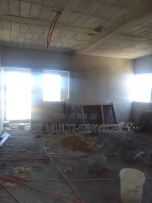 20chbre Blocs d'appartements dans Zié Multi-Service, Yopougon à Vendre