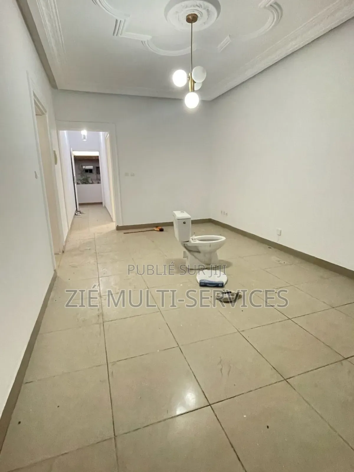 4chbre Appartement dans Zié Multi-Service, Marcory à Vendre