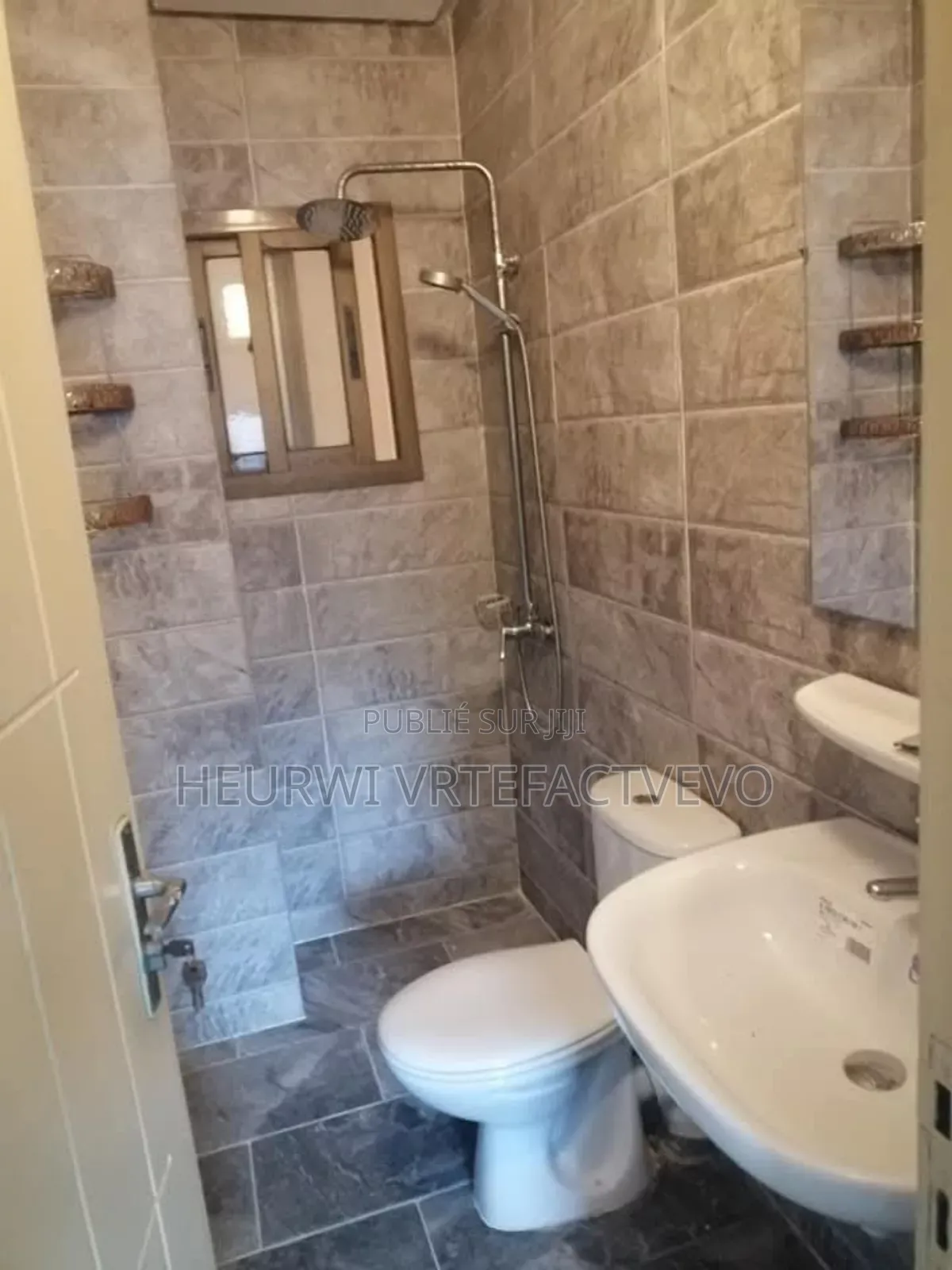 4chbre Duplex dans Yozalem, Cocody à Vendre