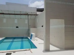 9chbre Villa dans Cocody à Vendre